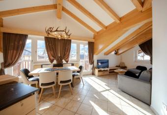 Attico Faloria Luxury has Balcony rooms