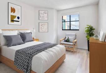 Sandton Luxury Apartments has rooms with a private hot tub