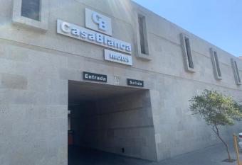 Motel Casablanca allows 18 year olds to book a room