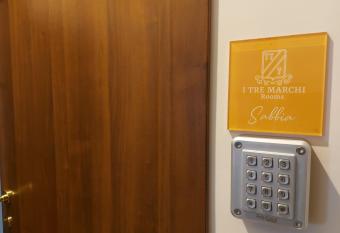 I Tre Marchi Rooms Camera Sabbia allows 18 year olds to book a room