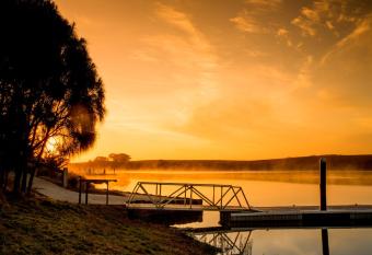 NRMA Warrnambool Riverside Holiday Park allows 18 year olds to book a room
