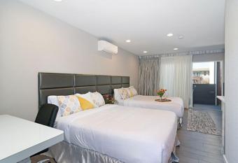 Sands Of La Jolla has Balcony rooms