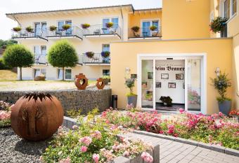 Brauers Landarthotel GmbH has Balcony rooms