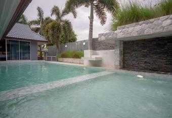 3 Bed room, big Pool Villa by I AM Pool Villa, North Pattaya has Balcony rooms