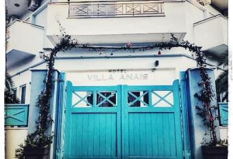 Hotel Villa Anais has Balcony rooms