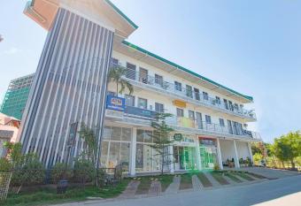 RedDoorz At Fat J Apartelle Mactan allows 18 year olds to book a room