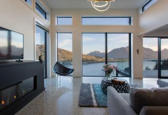 Sky Villa B Luxurious Villa Lake Views Gas Fire has Balcony rooms