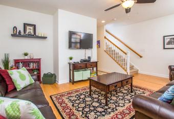 Broad Marsh 108C has Balcony rooms