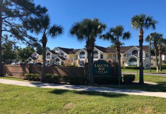 Grand Premier 3BR Condo Apartment near Disney Parks allows 18 year olds to book a room