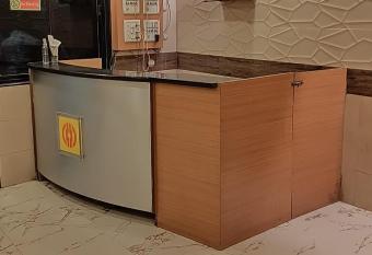 Hotel Derby allows 18 year olds to book a room