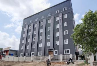 Townhouse RCC Majestic LB Nagar allows 18 year olds to book a room