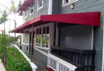 Rk Hostel allows 18 year olds to book a room