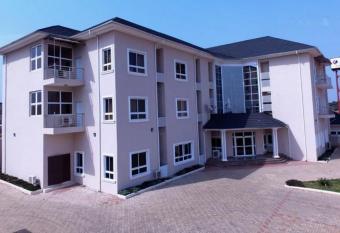 Room in Lodge - La Diva Hotels Events Centre has rooms with a private hot tub