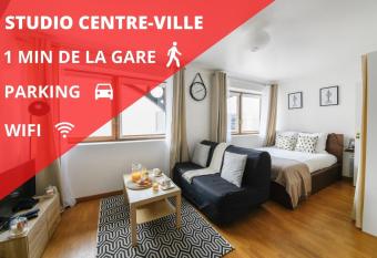 Studio cosy en plein centre-ville d Antony allows 18 year olds to book a room