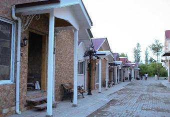 Jandran Resorts Swiss cottage Bhurban has Balcony rooms