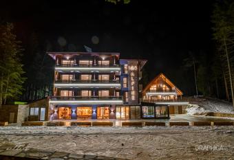 103 Alpine Hotel has Balcony rooms