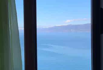 Syzo Rooftop 360   allows 18 year olds to book a room