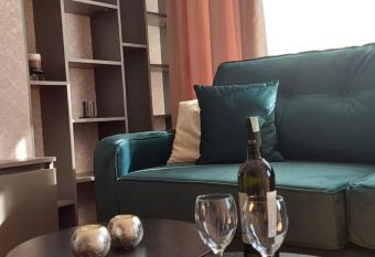 Apartman Green Lux has Balcony rooms