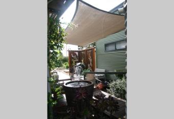 Firetail Studio Stay. A couples retreat. allows 18 year olds to book a room