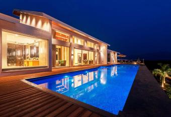 StayVista s Villa 107 at Canary Farms - Mountain-View Luxury Mansion with Infinity Pool & Sprawling Lawn allows 18 year olds to book a room