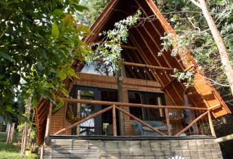 Glamping con jacuzzi cerca a Medellin allows 18 year olds to book a room