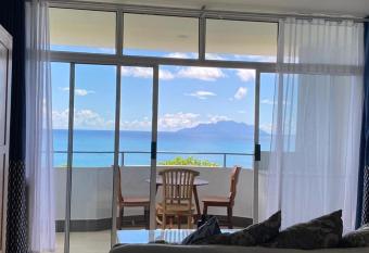 Beau Vallon Studios has Balcony rooms