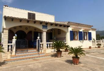 Casa rural Las Marismas has Balcony rooms