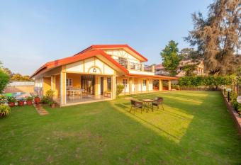 StayVista s V Square - Enjoy a pool and indoor games for a leisurely stay allows 18 year olds to book a room