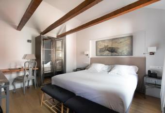 Hospedium Hotel Posada de la Silleria has Balcony rooms