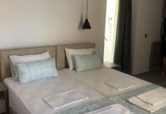 ARETI LUXURY APARTMENTS has Balcony rooms