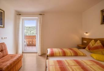 Ferienwohnung Gitschbergblick has Balcony rooms