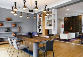 Lago Welcome Place d Armes II has Balcony rooms