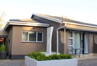 Comfort e Casa allows 18 year olds to book a room