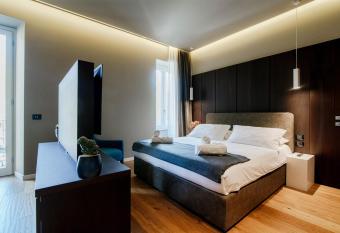 AMA 18 Rooms -By House Of Travelers- has Balcony rooms