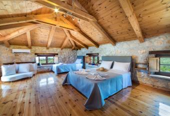 Abeloklima superior apartment has Balcony rooms