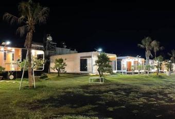 Homestay Papa garden has Balcony rooms