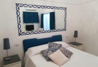 Casa Vacanza Al Centro di Capri has Balcony rooms