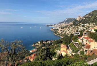 Soutariba allows 18 year olds to book a room