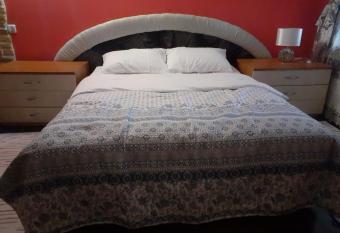 Apartament central has Balcony rooms