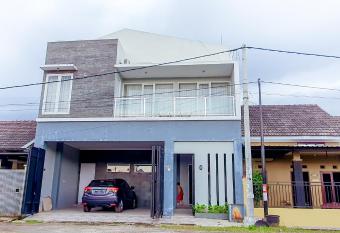 Villa Mangli Monochrome Syariah by eComerceloka has Balcony rooms
