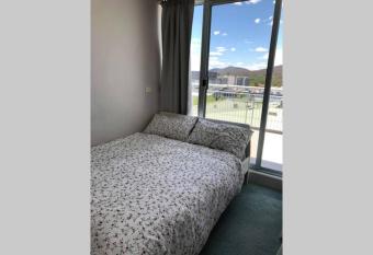 Small Room in a shared Duplex Apartment in the Center of Canberra! has Balcony rooms