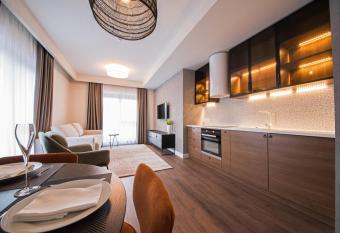 Biador Apartments allows 18 year olds to book a room