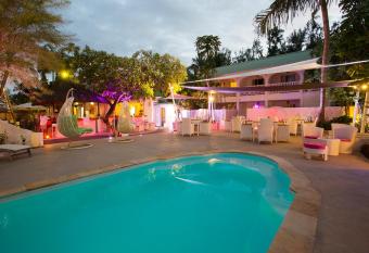 Esprit Libre has Balcony rooms