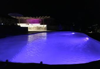 My Oasis Studios Mykonos allows 18 year olds to book a room