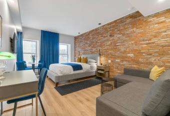 INITIAL - SUITE LEMIEUX - PARKING - Centre-Ville de Qu  bec allows 18 year olds to book a room