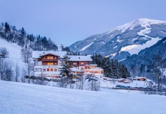Hotel Marten has Balcony rooms