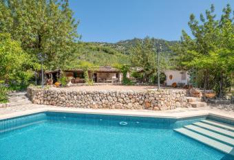 S Olivar Major has Balcony rooms