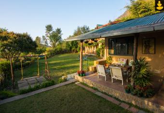 LivingStone Hideaway Homes has Balcony rooms