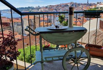 My River Place Apartments has Balcony rooms