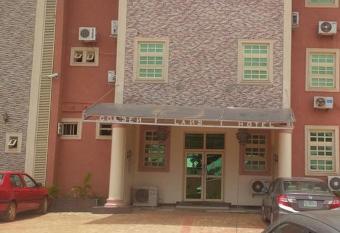 Room in Lodge - Goldenland Hotels Limited has rooms with a private hot tub